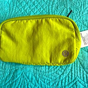 NWT Lululemon mini belt bag